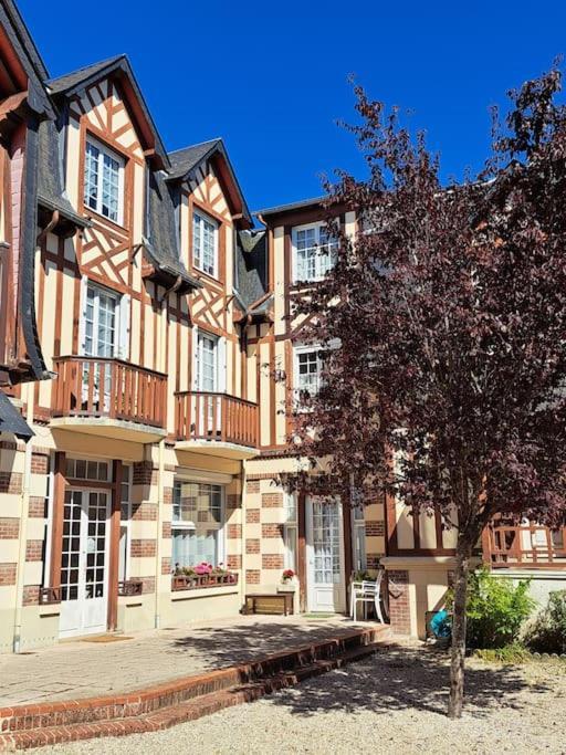 Studio Chic, Hyper Centre, 4 Minutes De La Plage Cabourg Ngoại thất bức ảnh